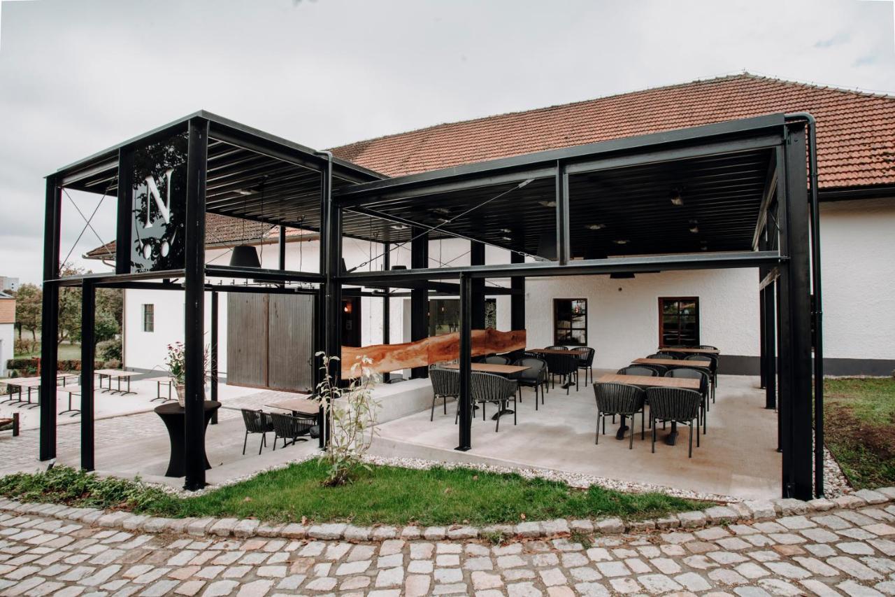Bed and Breakfast Nussboeckgut Leonding Exterior foto